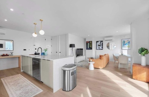 Greenpoint Apartment | The Quay Brooklyn NYC