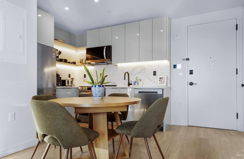 Greenpoint Apartment | The Quay Brooklyn NYC