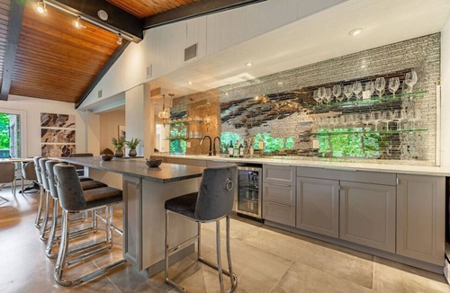 Rockford House | The Rock Royale | 7BR/7BA Estate Sleeps 19