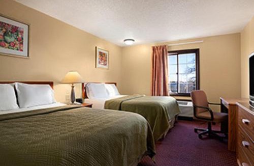 Muscatine Hotel | The Sage Hotel