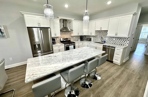Wildwood House | The Salty Cue - Beach, Boardwalk, & Billiards