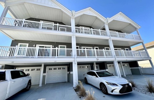 Wildwood House | The Salty Cue - Beach, Boardwalk, & Billiards