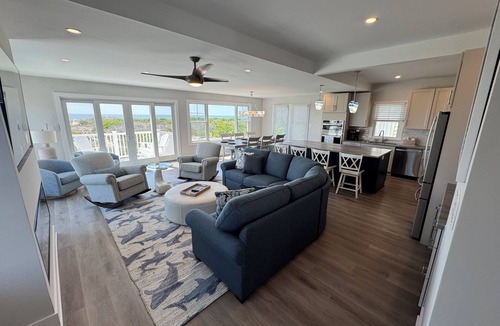 Gold Coast House | The Sand Crab - Unit A - New Ocean front 5BR Condo, Sleeps 14