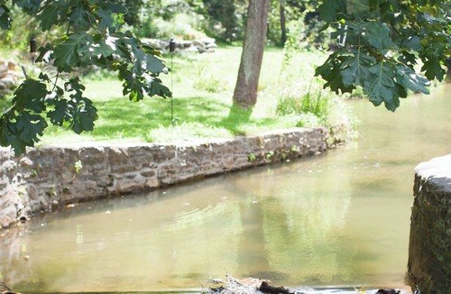 Refton Bed & Breakfast | The Scarlet Pimpernel Suite at French Country Manor B&B