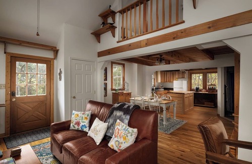 Marshall Cabin | The Serenity Cabin | Firepit | Wineries | Hiking