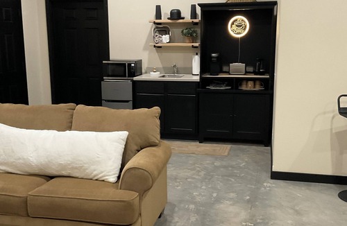 Crestline Apartment | The serenity studio near route 66