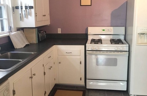 Saint Andrews House | The Sewanee Cottage - Great Location on Campus