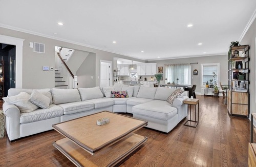 Highlands House | The Shore house you will talk about for years to come.
