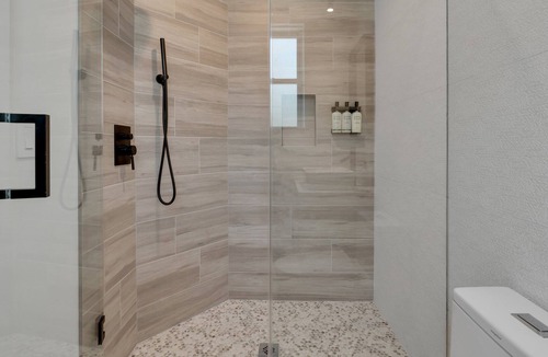Asbury Park House | The St. Laurent: Full Floor - Sleeps 24