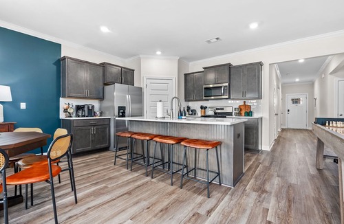 Auburn House | The Villa at Farmville Lakes