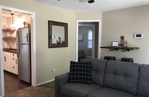 Stillwater House | The Water House-Sleeps 10-1 Mile to Boone Pickens