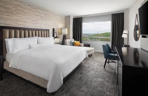 Linthicum Heights Hotel | The Westin Baltimore Washington Airport - BWI