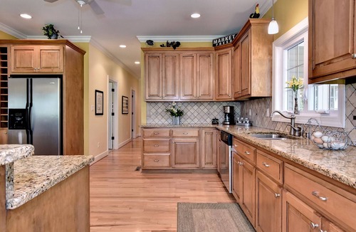 Norge House | The Williamsburg Retreat - Gorgeous Private Acreage