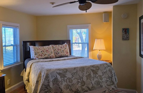 Hubert Hotel | The Zen Suite at the White House. Private entrance & private dining/den area.