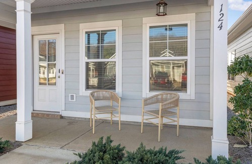 Huntsville Apartment | TheCottages 1BD 6 - One Bedroom Apartment, Sleeps 2