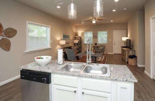 Pasadena Apartment | This duplex is a 3 bedroom(s), 2.5 bathrooms, located in Pasadena, TX.