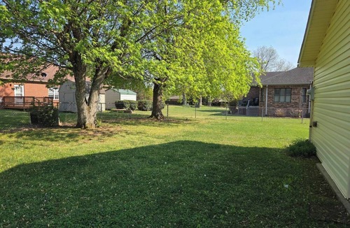 Albertville House | This house is a 3 bedroom(s), 2 bathrooms, located in Albertville, AL.