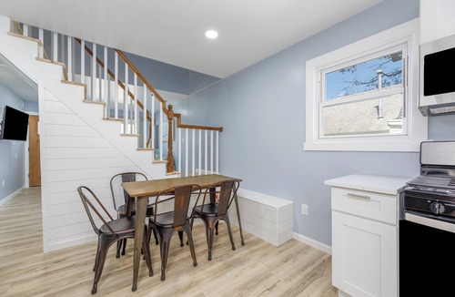 North Cape May House | This newly renovated Bungalow is designed for memorable stays, Just a few blocks from the Delaware Bay and minutes from restaurants, shopping, wineries, and attractions,close to everything, but away from the crowds.