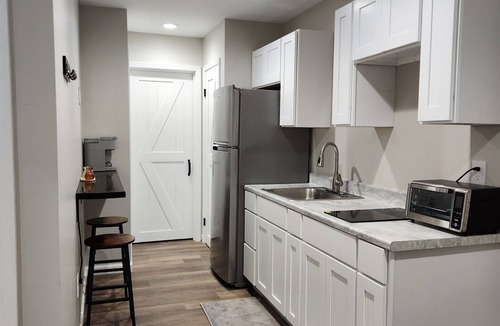 Leesburg House | Tiny Home in Leesburg - Convenient to Leesburg Landing and Cherokee Rock Village