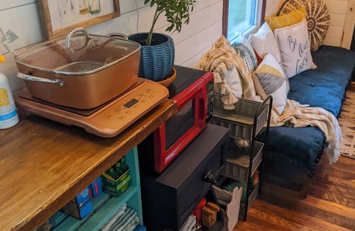 Plattsmouth Cabin | Tiny LAKE House! 10 Minutes from Omaha