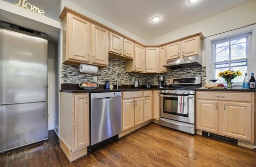 Princeton Condo | Top-Floor Princeton Condo w/private balcony