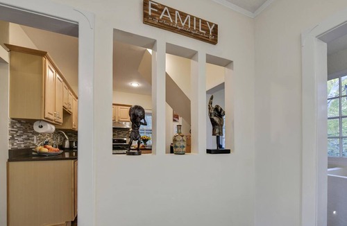Princeton Condo | Top-Floor Princeton Condo w/private balcony