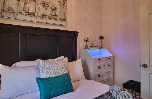 Canarsie House | Top Floor with Skylight Brooklyn