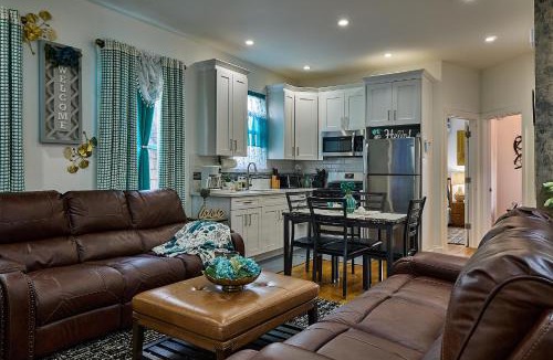 Canarsie House | Top Floor with Skylight Brooklyn