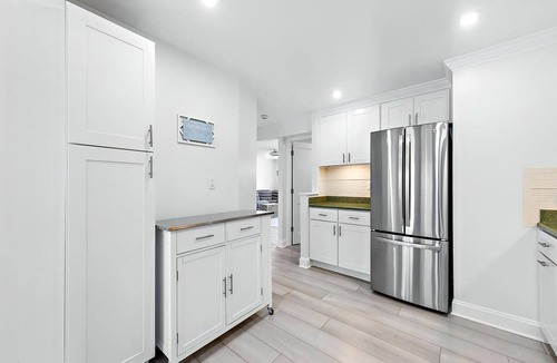 Beach Haven Terrace House | TOTALLY RENOVATED 6 BEDROOM HOME NEXTDOOR TO PICKLEBALL COURTS!