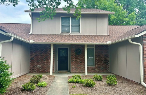 Greenville House | Totally Renovated Greenville Townhome - Pirate Fans & Monthly Renters Welcome!