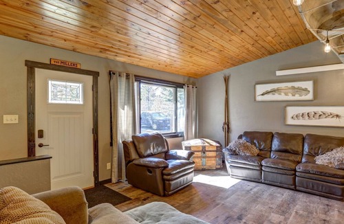 Rimrock House | Towering Timber Hideaway