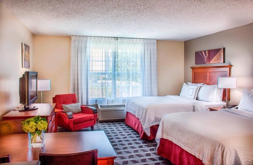 Linthicum Heights Hotel | TownePlace Suites by Marriott Baltimore BWI Airport