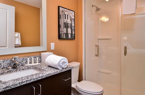 West Ashley Hotel | TownePlace Suites by Marriott Charleston-West Ashley