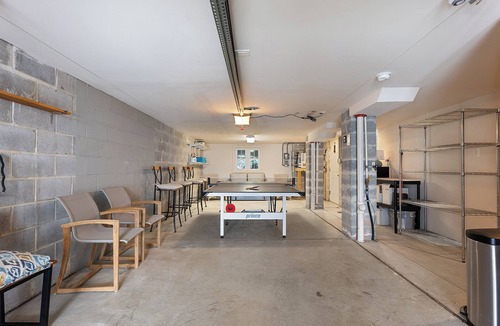 Goshen House | Townhouse with Water View