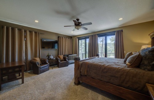 Deadwood Cabin | Trail Ridge Lodge-7 Bedroom 4 miles from Deadwood
