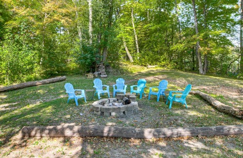 Parkers Prairie House | Trails, Firepit, Paddling, Fishing, Beach, Privacy