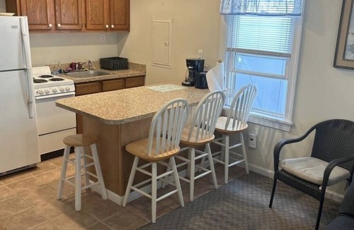 Sea Isle City Apartment | Tranquil 2-bedroom apartment with AC in Sea Isle City