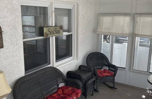 Sea Isle City Apartment | Tranquil 2-bedroom apartment with AC in Sea Isle City