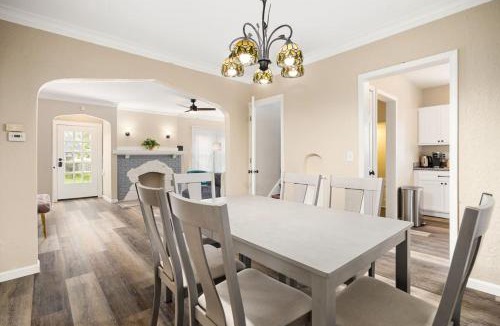 Peoria House | Tranquil 3 Bed Retreat Sleeps 7