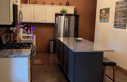 Wedowee Cabin | Tranquil 4-bedroom cabin with AC in charming Wedowee