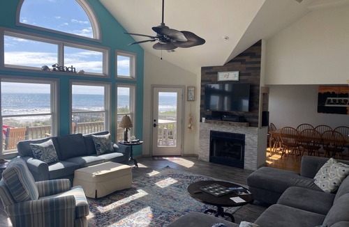 Ocean Hill House | Tranquil 7 bedroom oceanfront home JANUARY-MARCH ONLY!