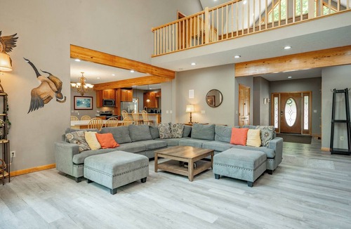 Thayerville House | Tranquil Lakefront w/Twin Hot Tubs & Dock