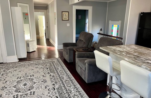 Aberdeen House | Travel nurses: Cozy room in excellent Aberdeen with WiFi, AC, Streaming.