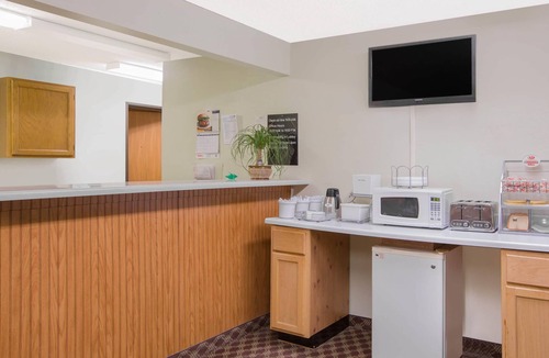 Lamoni Hotel | Travelodge by Wyndham Lamoni