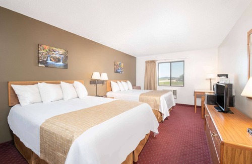 Spearfish Hotel | Travelodge by Wyndham Spearfish