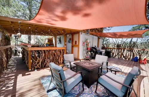 Elizabeth Cabin | Treehouse Magic at Houses High Treesort