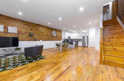 Ocean Hill House | TRIPLEX ON THE PARKWAY