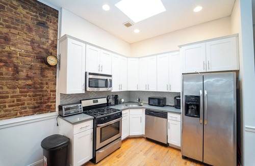 Ocean Hill House | TRIPLEX ON THE PARKWAY