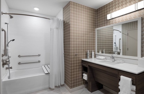 Norwalk Hotel | Tru By Hilton Norwalk Des Moines