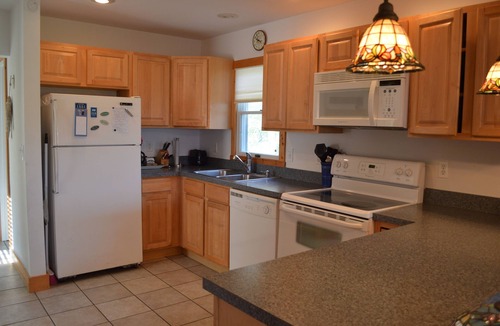 Deep Hole House | Turn of the Creek - 2BR home, W/F, Water Access home deck & dock.NO LINENS